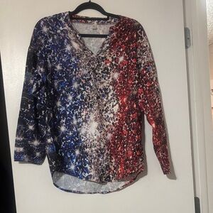 🎄 3/$15 NWOT Elegant Red and Blue V-Neck Blouse